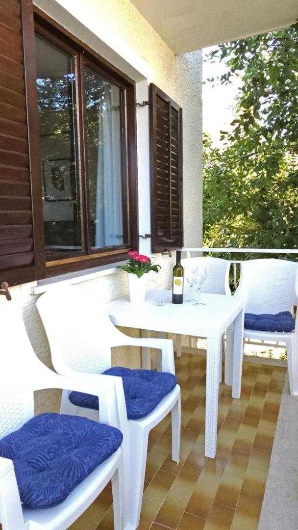 Apartment Jole - A4 -Two Bedrooms - Close To The City Center Poreč Exterior foto
